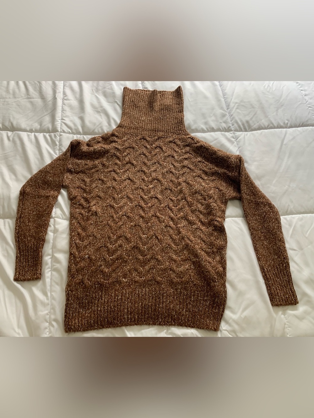 New Ricki’s turtle neck Sweater Size S - Picture 1 of 4